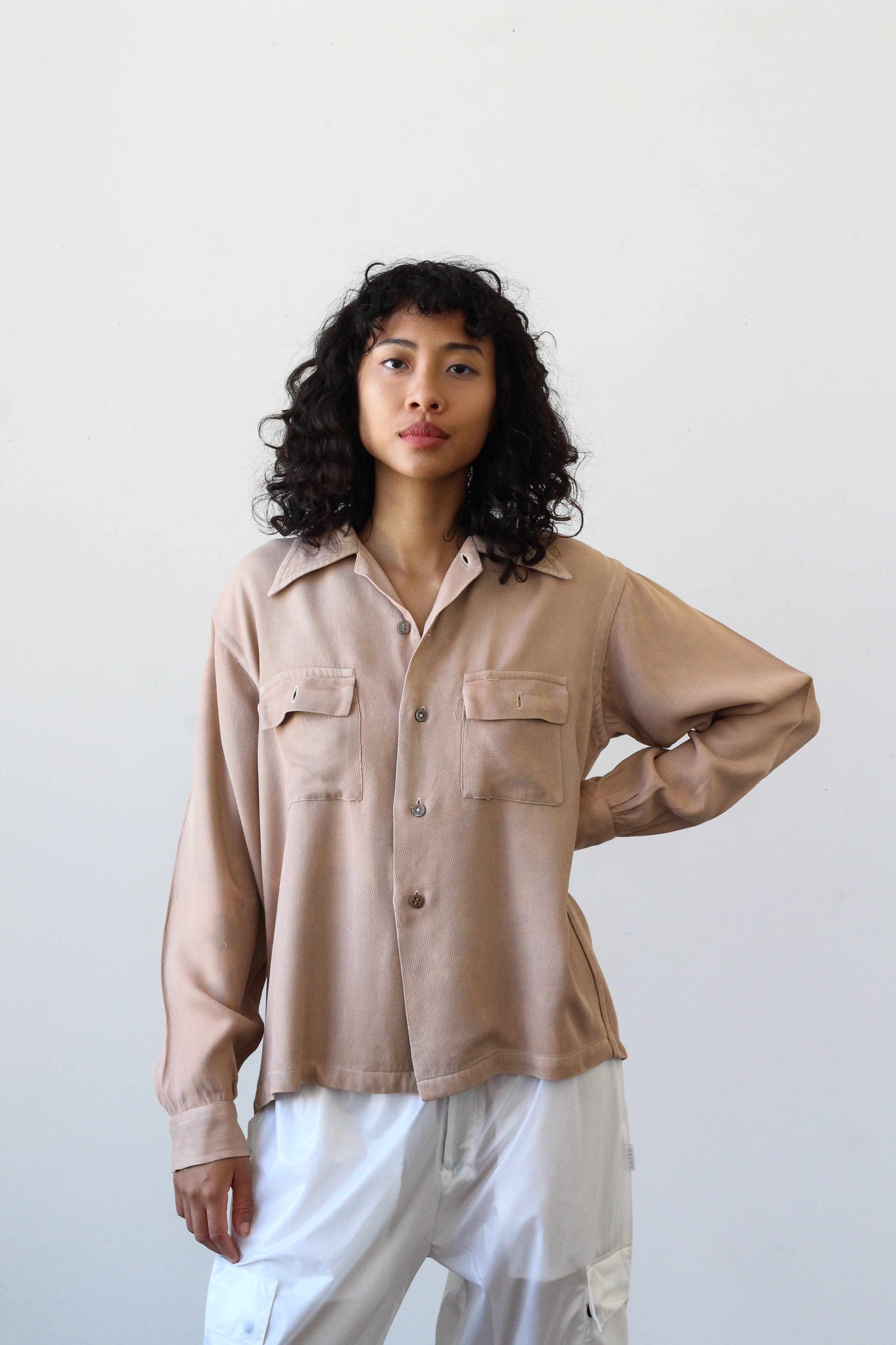 1940's / 1950's gabardine shirt | VINTAGE – Hall of Wonders 1940's / 1950's gabardine shirt | VINTAGE – Hall of Wonders