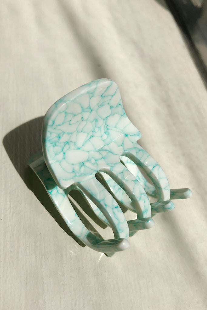 Mini Claw in MINTED PORCELAIN