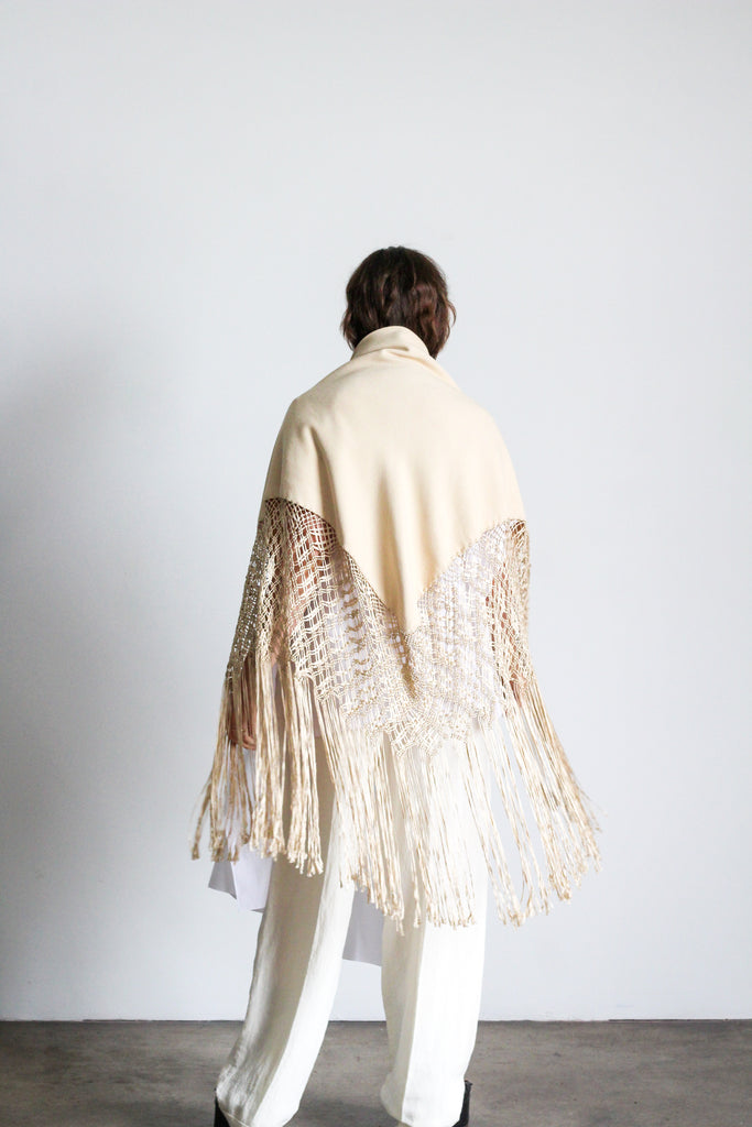 early 20th century ivory cape with hand-knotted fringe | ANTIQUE