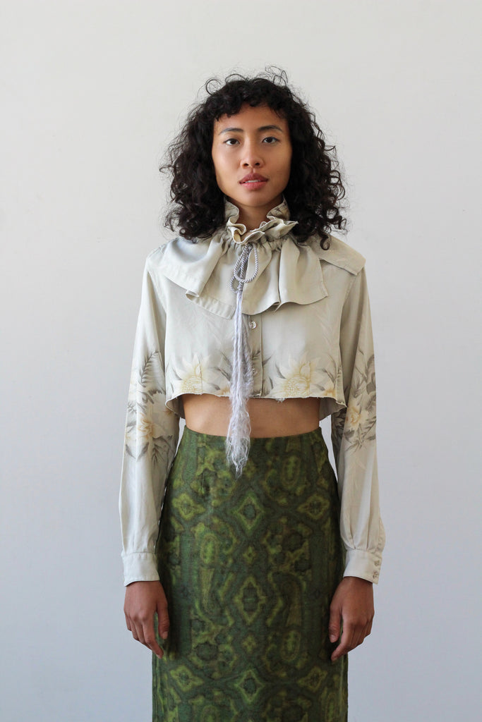 Upcycled tropical print shirt + matching collar | HALL OF WONDERS